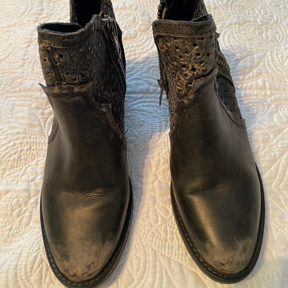 Sundance boots